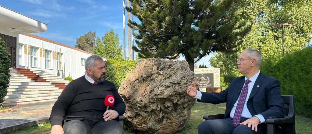 Hasipoğlu:Hakan Fidan’ın adadaki mevcut gerçekler vurgusu geleceğe ışık tutacak nitelikte – BRTK