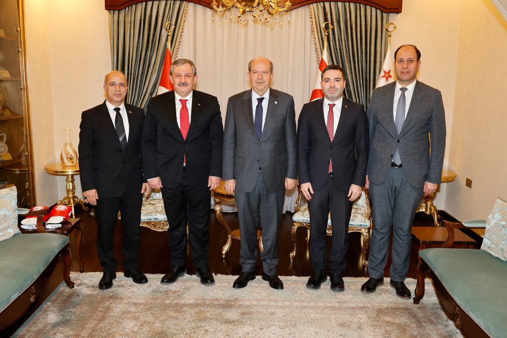 Cumhurbaşkanı Tatar, Türkiye Kickboks Federasyonu’nu kabul etti – BRTK