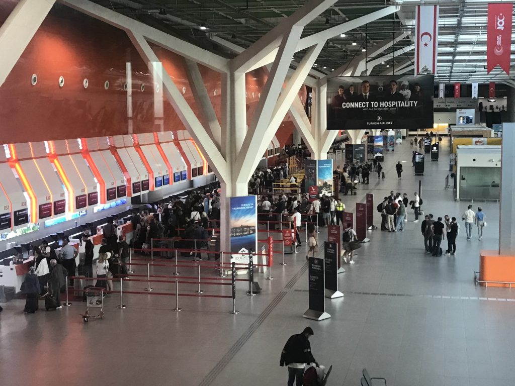 Ercan Havalimanı, 2024 yılı sonunda yolcu ve uçak seferi sayısında rekora imza attı – BRTK