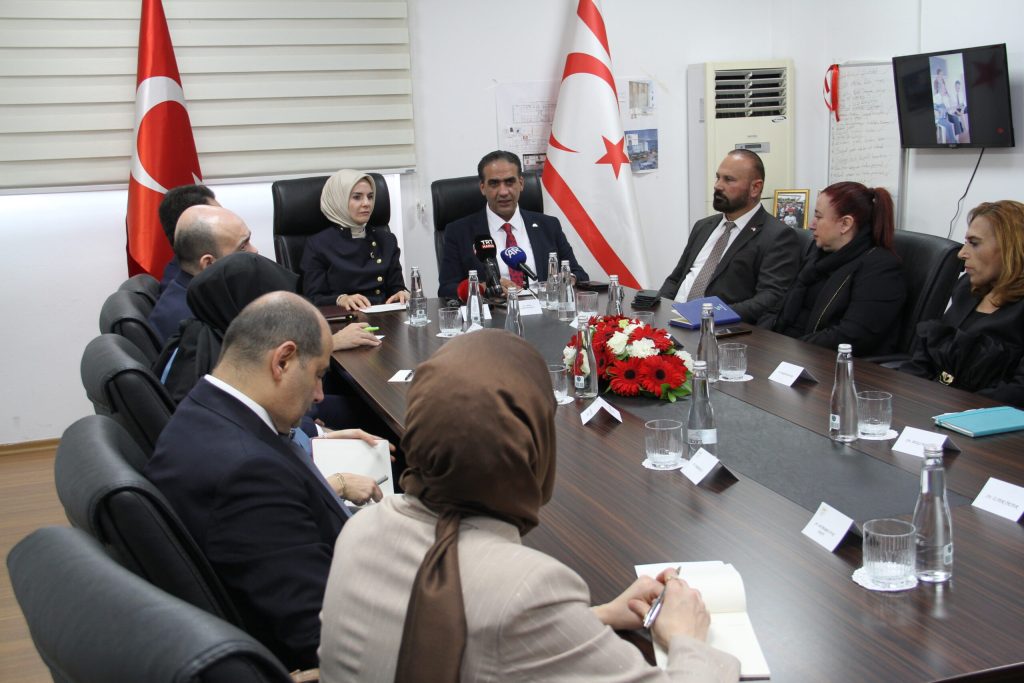 Gardiyanoğlu, Türkiye Aile ve Sosyal Hizmetler Bakanı Göktaş’la bir araya geldi – BRTK