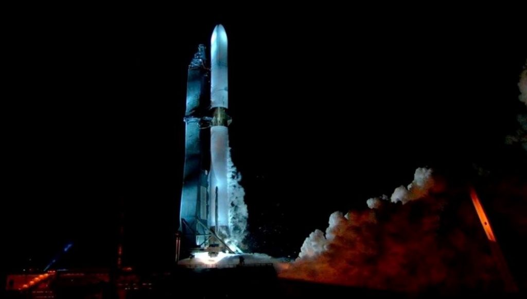 Bezos, yarışa dahil olamadı: New Glenn’in fırlatılışı geri sayım sırasında iptal edildi!