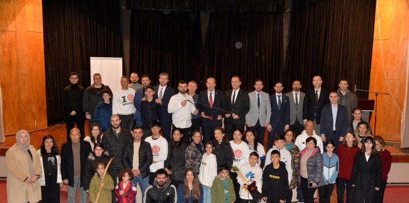 Cumhurbaşkanı Ersin Tatar, KKTC Geleneksel Türk Okçuluğu 1. Eğitim Kursuna katıldı – BRTK