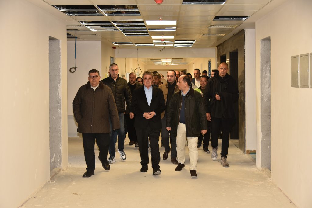 Başbakan Üstel, yapımı süren yeni Girne Hastanesi’ndeki çalışmaları inceledi – BRTK