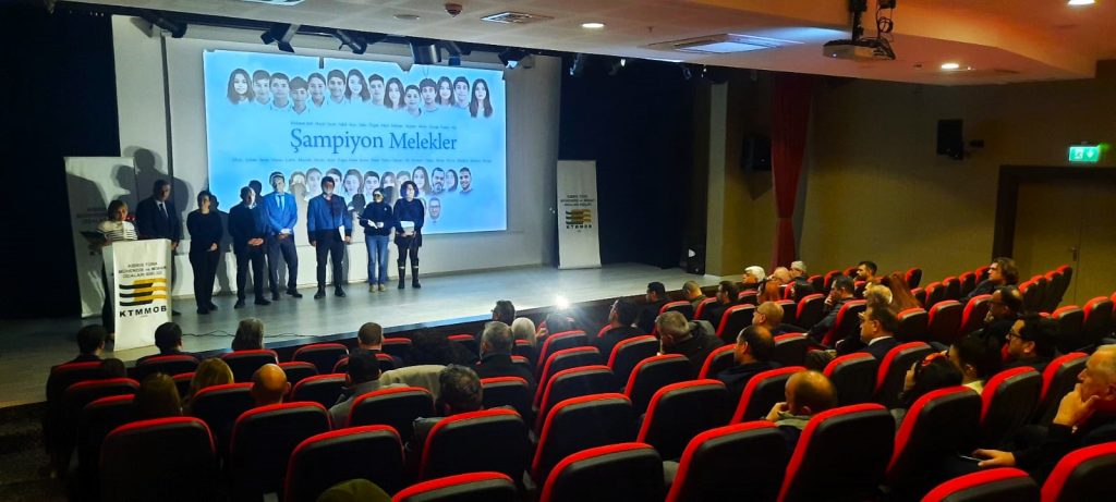 “Şampiyon Melekler Anıtı Ulusal Mimari, Peyzaj ve Plastik Sanat Eseri” proje yarışmasının kitabı tanıtıldı – BRTK