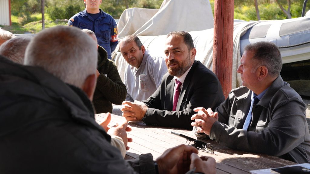 Bakan Çavuş, Yedidalga ve Yeşilırmak balıkçı barınaklarını ziyaret etti – BRTK