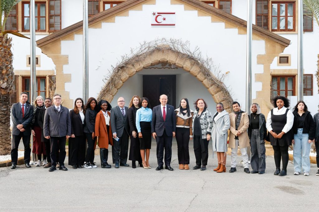 Tatar, GAÜ Siyasal Bilimler Fakültesi öğrencilerini kabul etti – BRTK