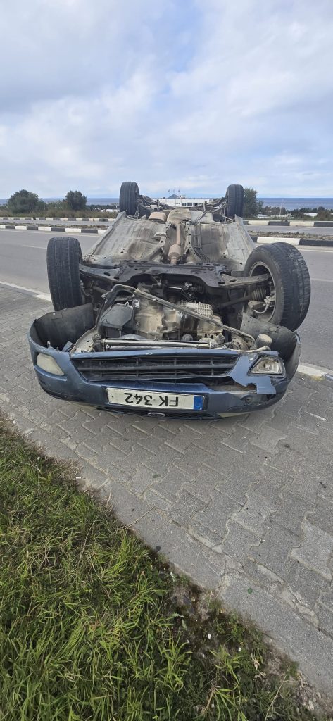 Girne-Alsancak çevre yolunda bir araç takla attı…Yaralanan olmadı – BRTK