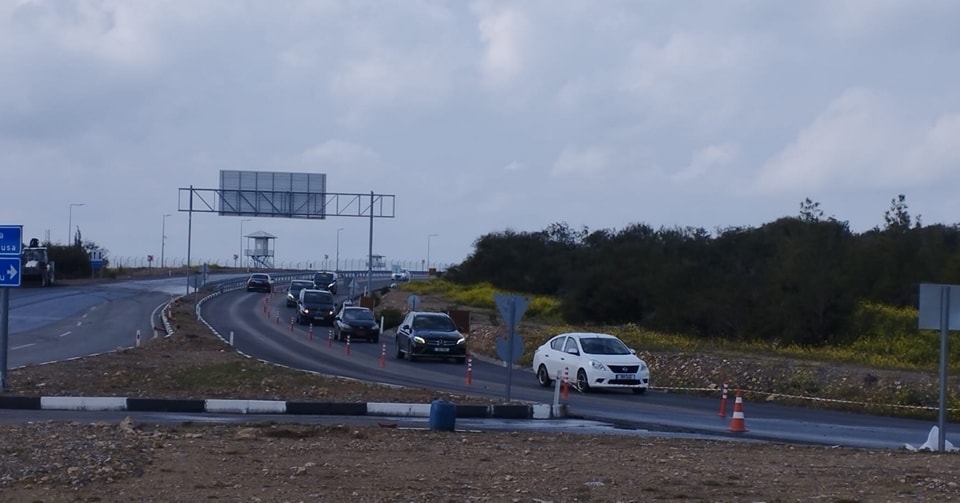 Ercan Havalimanı yolunda asfaltlama çalışmaları devam ediyor – BRTK