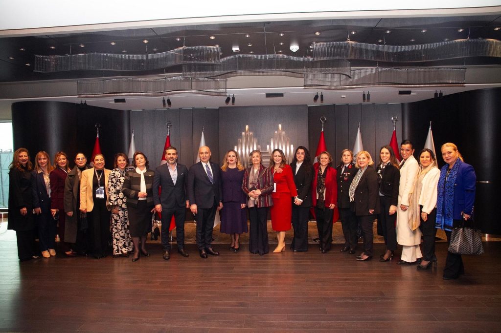 Sibel Tatar, Halkbank Üreten Kadınlar Yarışması ödül törenine katıldı – BRTK