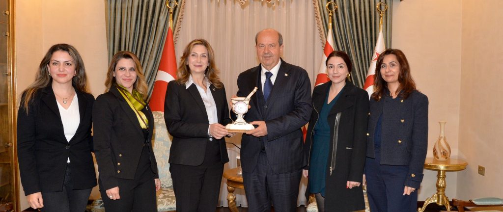 Cumhurbaşkanı Tatar Kıbrıs Türk Eczacılar Birliği heyetini kabul etti – BRTK