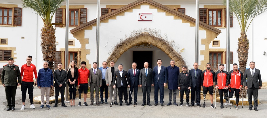 Cumhurbaşkanı Tatar, Türkiye Bedensel Engelliler Spor Federasyonu yönetimini kabul etti – BRTK