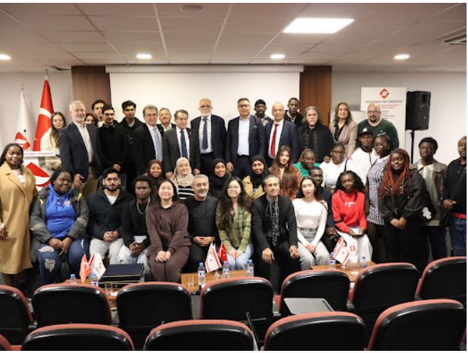 Final Üniversitesi’nde bilişim alanında konferans gerçekleştirildi – BRTK