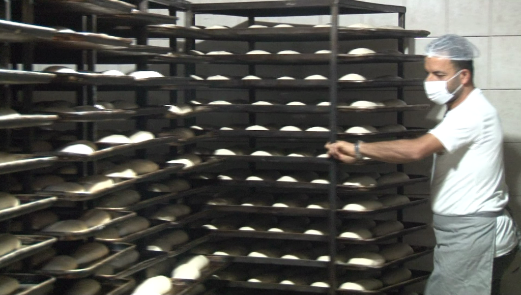 Fırıncı ustası Yusuf Seçen, ekmeğin yapım aşamalarını BRT’ye anlattı – BRTK