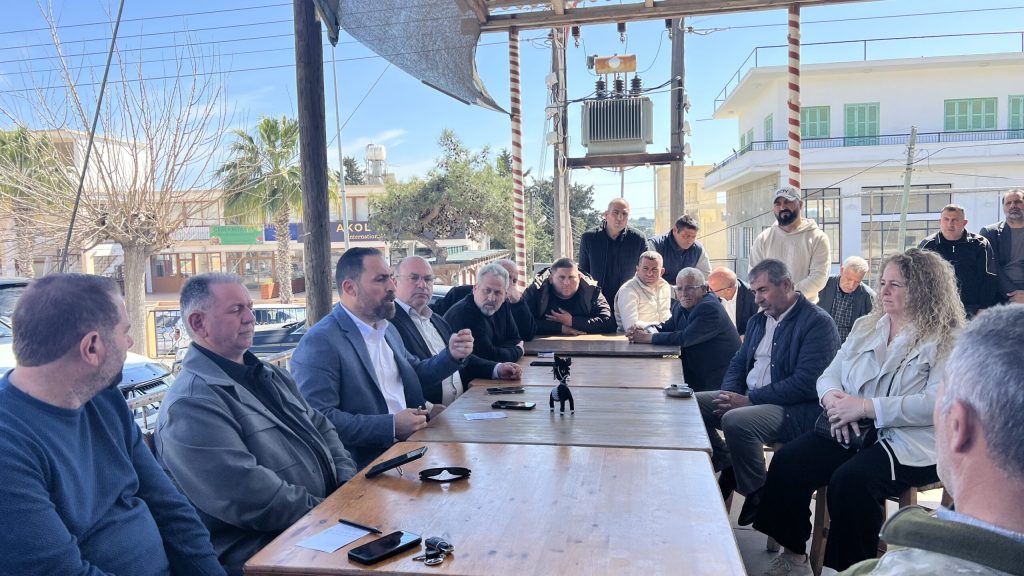 Bakan Çavuş, Dipkarpaz’daki üreticilerle bir araya geldi – BRTK