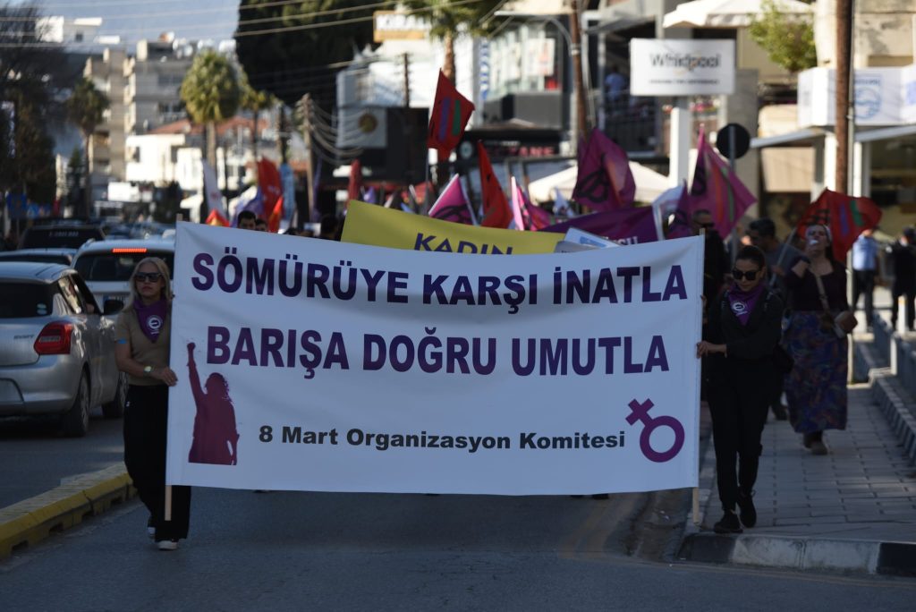 8 Mart Organizasyon Komitesi, “Sömürüye Karşı İnatla, Barışa Doğru Umutla” eylemi düzenledi – BRTK