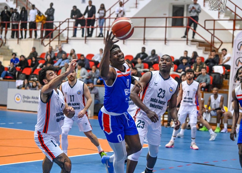 BAÜ çok farklı: 72-39