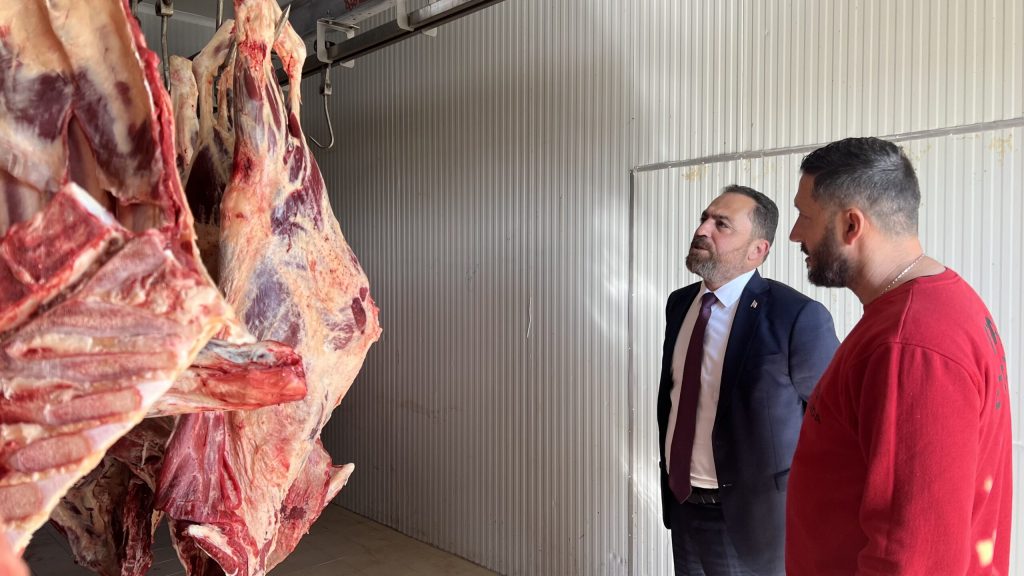 Bakan Çavuş, Etaş Et İşleme Tesisini ziyaret etti – BRTK