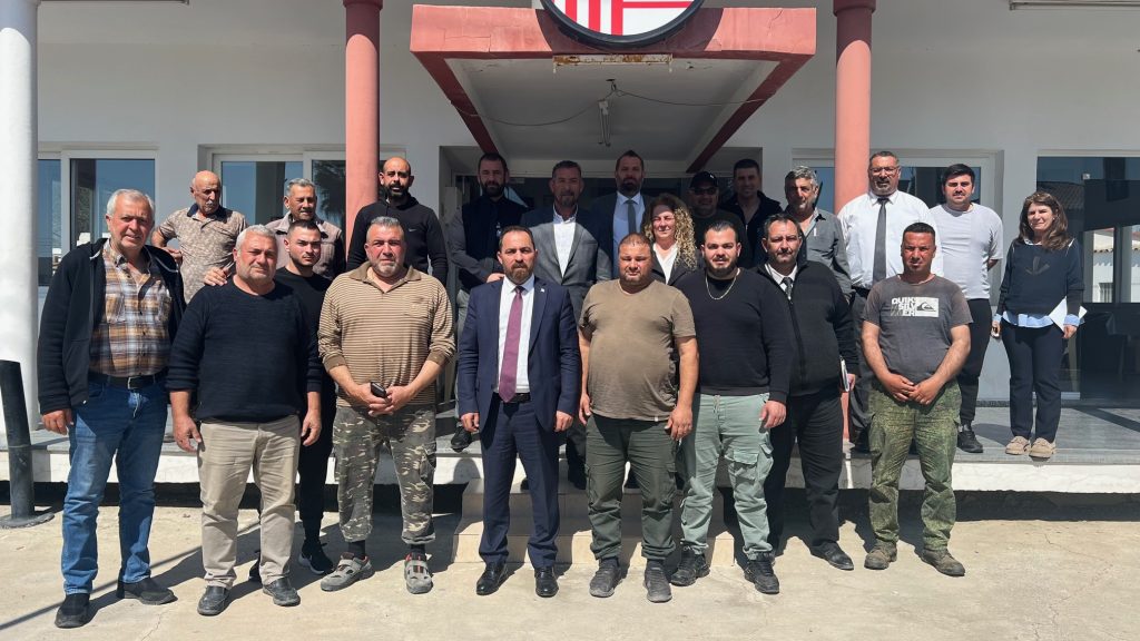 Tarım Bakanı Çavuş, Gaziköy’de üreticilerle buluştu – BRTK