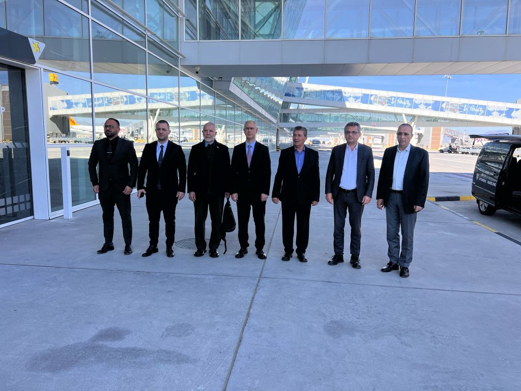 “Cenevre Zirvesi’nin, masada yeni fikirlerin ve gerçekçi çözümlerin tartışıldığı bir zirve olmasını diliyorum” – BRTK