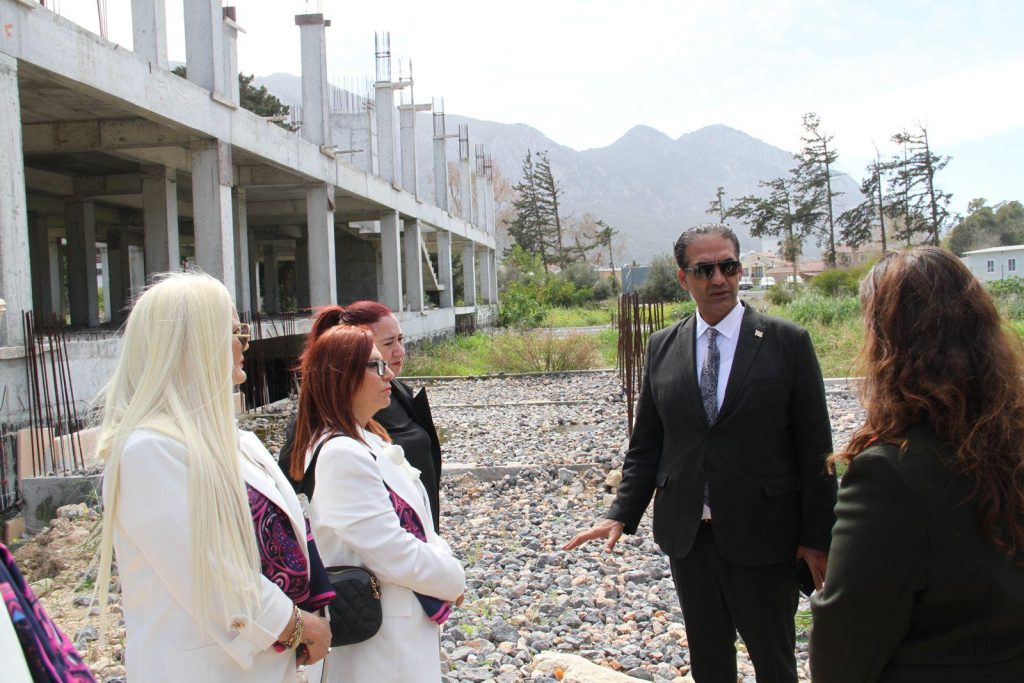 Bakan Gardiyanoğlu, Lapta Huzurevi inşaatında incelemelerde bulundu – BRTK