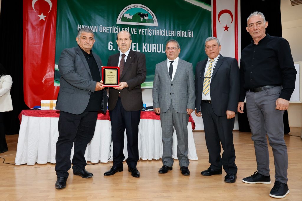 Cumhurbaşkanı Tatar, Hayvan Üreticileri ve Yetiştiricileri Birliği’nin 6. Genel Kurulu’na katıldı – BRTK