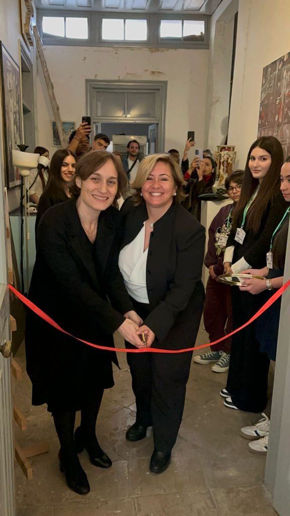 Kıbrıs Türk Fransız Kültür Derneği 40. yılını kutladı ve Fransızca kütüphanesini hizmete açtı – BRTK