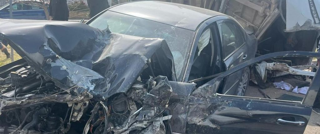 Kumyalı-İskele ana yolunda zincirleme kaza… 4 yaralı var – BRTK