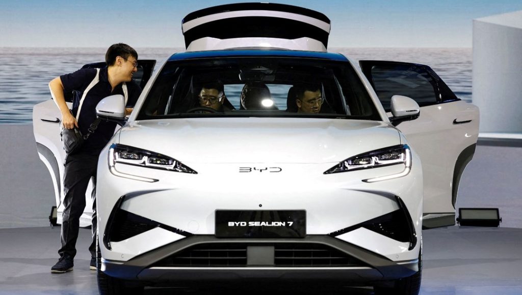 BYD, Tesla’yı geride bıraktı: Satışları 100 milyar doları aştı