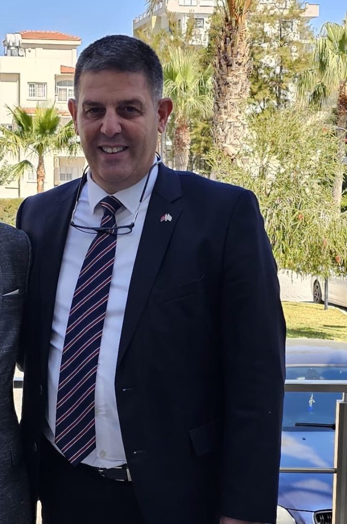 Kamalı ve Gülüm birbirlerini kutladı – BRTK