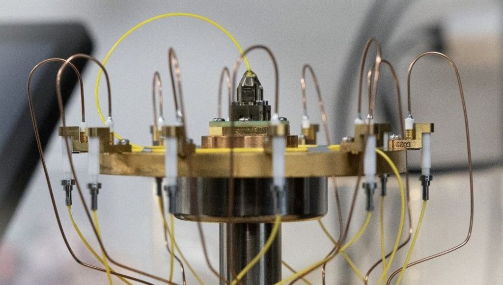 Çığır açıcı kuantum deneyi:  Şifreli sinyalleri 12 bin 900 kilometre uzağa aktardılar – Son Dakika Teknoloji Haberleri