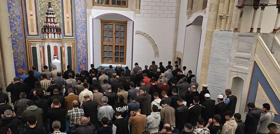 Selimiye Cami, Kadir Gecesi’ne özel ibarete açıldı – BRTK