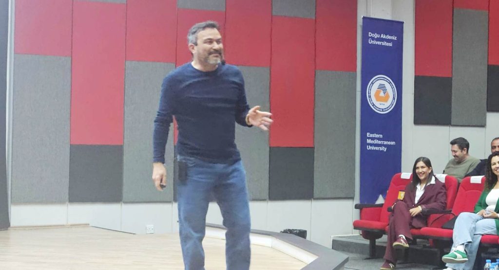 Yazar Ahmet Şerif İzgören “Hayata Değer Katmak” konulu seminer verdi – BRTK