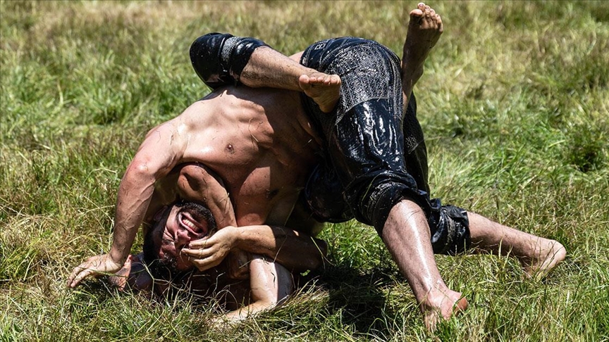 KKTC’de yağlı güreşler, Edirne’nin rol modelliğinde yeniden canlandırılacak – BRTK