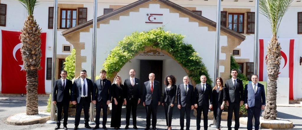 Cumhurbaşkanı Tatar Yörük Sanayici ve İş İnsanları Derneği heyetini kabul etti – BRTK