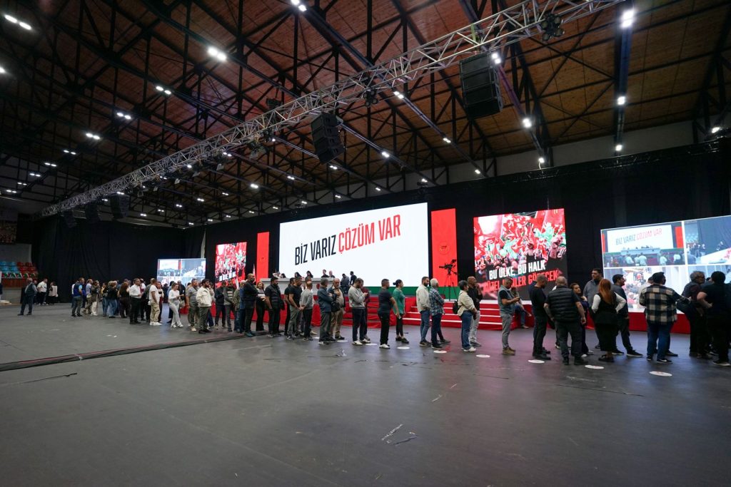 CTP Kurultayında oy verme süresi 21.30’a kadar uzatıldı – BRTK
