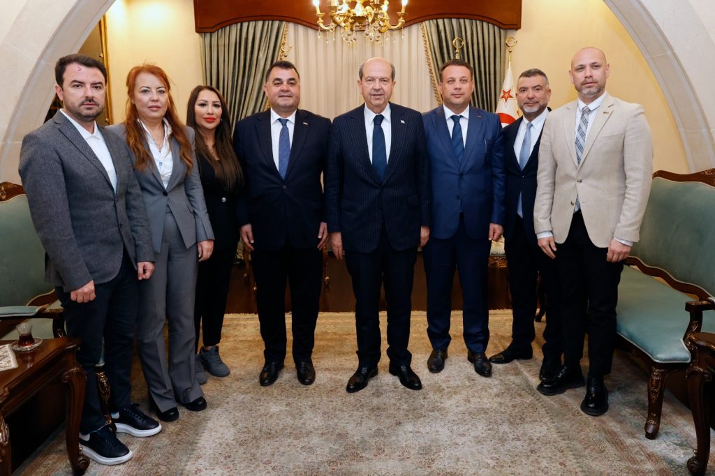 Cumhurbaşkanı Tatar, Türkiye Seyahat Acenteleri Birliği’ni kabul etti – BRTK