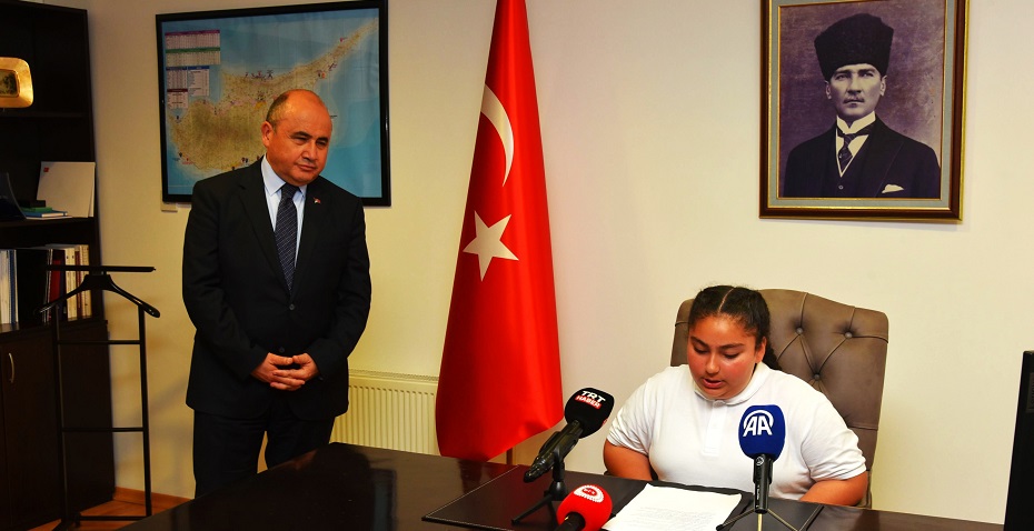 TC Lefkoşa Büyükelçisi Başçeri, 23 Nisan sebebiyle çocukları kabul etti – BRTK