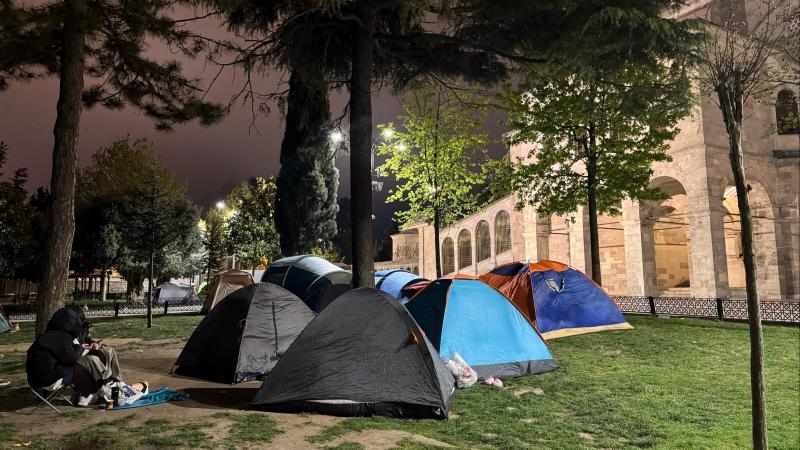 İstanbullular geceyi dışarıda geçirdi – BRTK