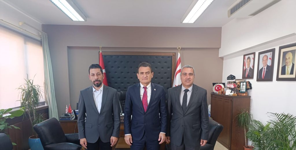 Belediyelerde çalışan hemşirelerin kadro ve diğer sıkıntıları ele alındı – BRTK