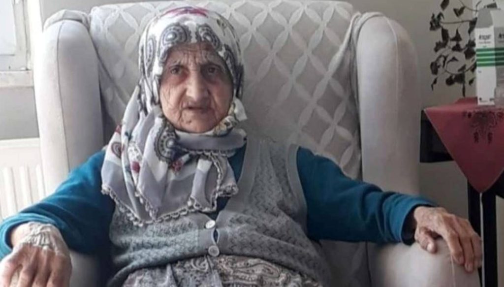 Otomobilin çarptığı yaşlı kadın hayatını kaybetti – Son Dakika Türkiye Haberleri