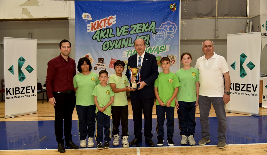 KKTC 2. Akıl ve Zekâ Oyunları Turnuvası’nda ödül ve kupalar sahiplerini buldu – BRTK