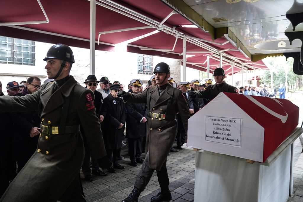 Kıbrıs Barış Harekatı’nın komutanlarından İbrahim Neşet İkiz için cenaze töreni – BRTK