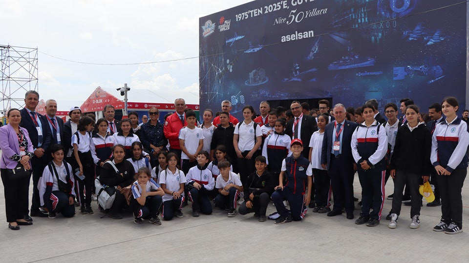 Çavuşoğlu, TEKNOFEST KKTC’nin ikinci gününde öğrencilerle buluştu – BRTK