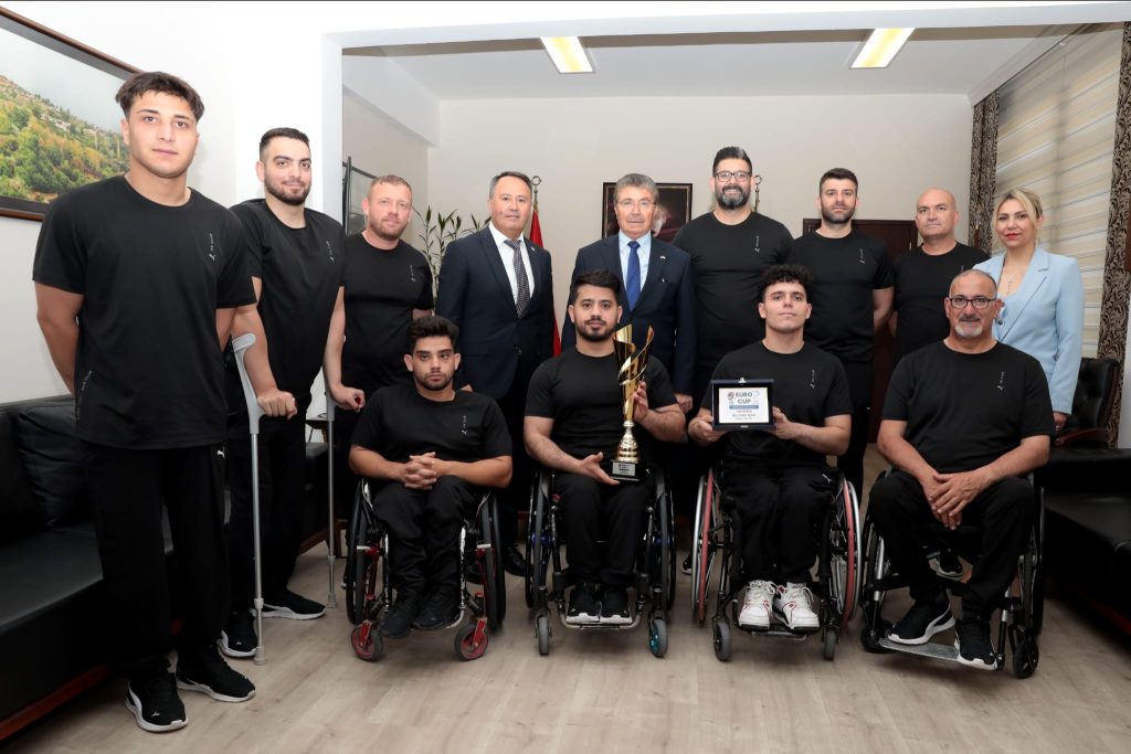Üstel, Vakıflar Tekerlekli Sandalye Basketbol takımı heyetini kabul etti – BRTK