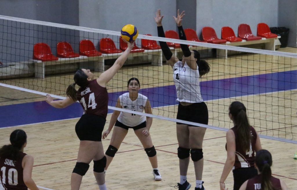 Üniversiteler Voleybol Şampiyonası – BRTK