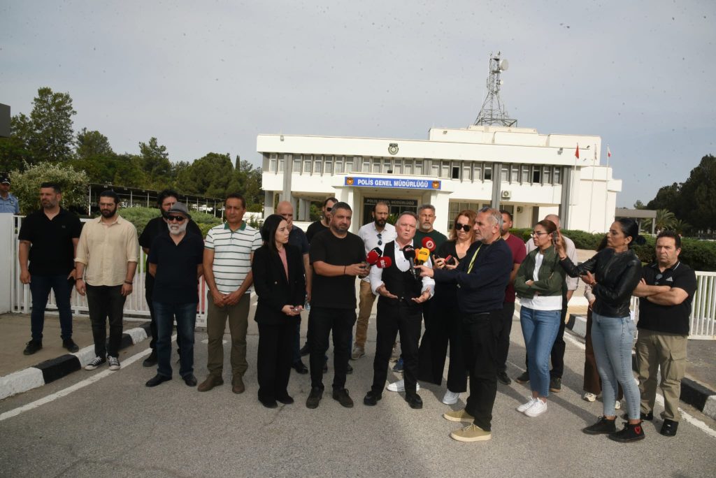 Gazeteciler Birliği ve Basın-Sen, gazeteciler Akın ve Yüksel’e koruma talebi ile PGM önünde basın açıklaması yaptı – BRTK