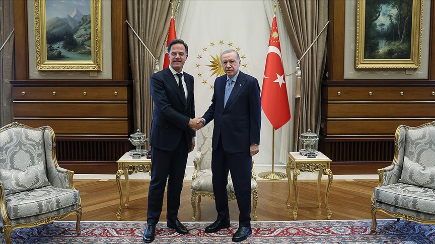 Erdoğan, Rutte ile bir araya geldi – BRTK