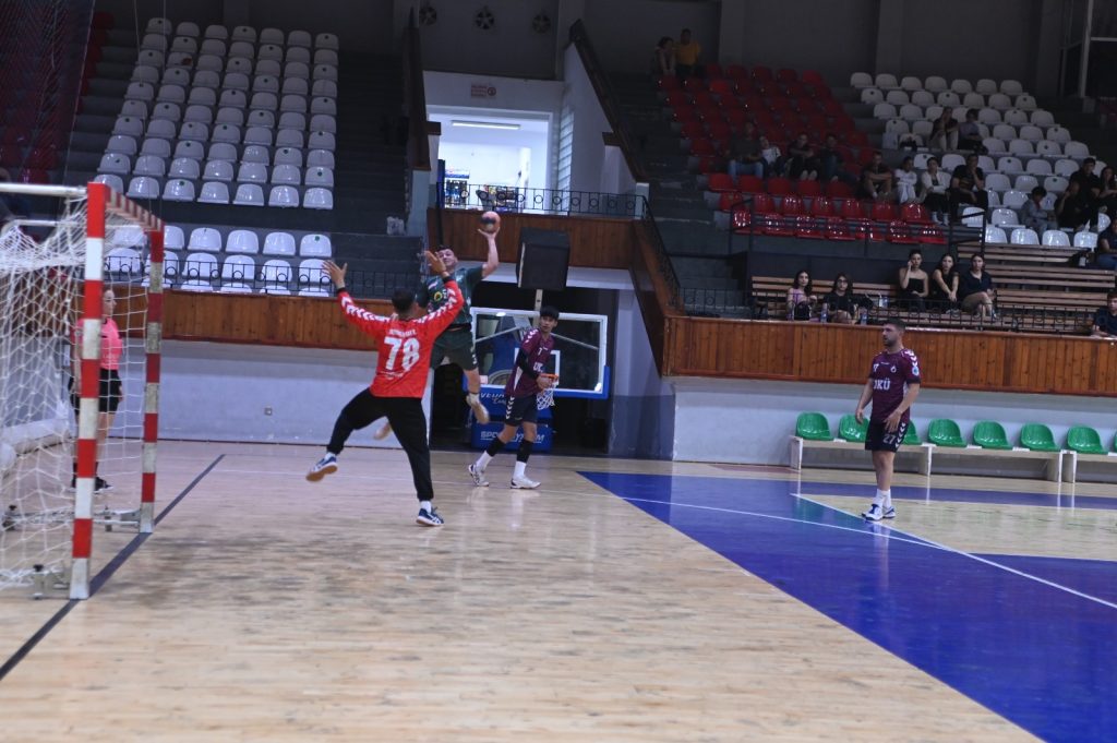 Finalin ilk maçı UKÜ’nün – BRTK