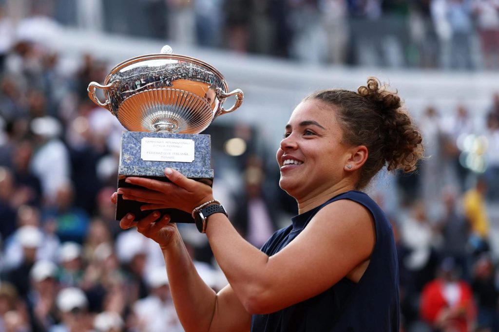 Roma’da kazanan Paolini