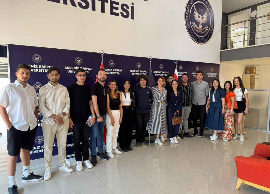 AKÜ Sivil Havacılık Bölümü öğrencileri Lefkoşa Ercan Havalimanı’nı ziyaret etti – BRTK